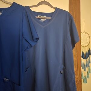 6 scrub Tops Size XL & 6 Scrub Pants, Size L, One Zip up Scrub Jacket Size L